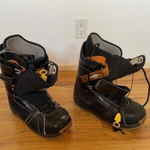 Burton Freestyle Snowboards Boots – Size 10 – Used